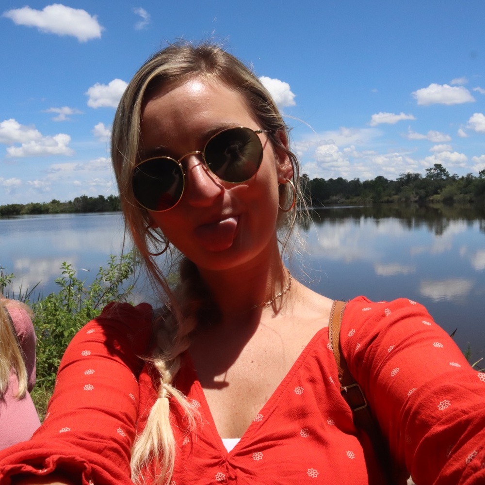 Meet your Posher, Savannah